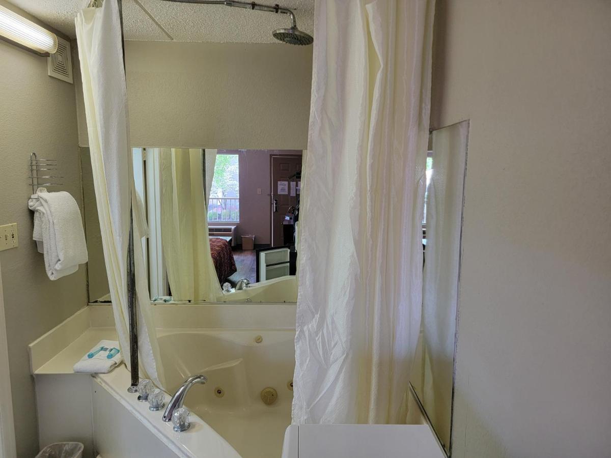 דקאטור Studio 9 Inn & Suites מראה חיצוני תמונה