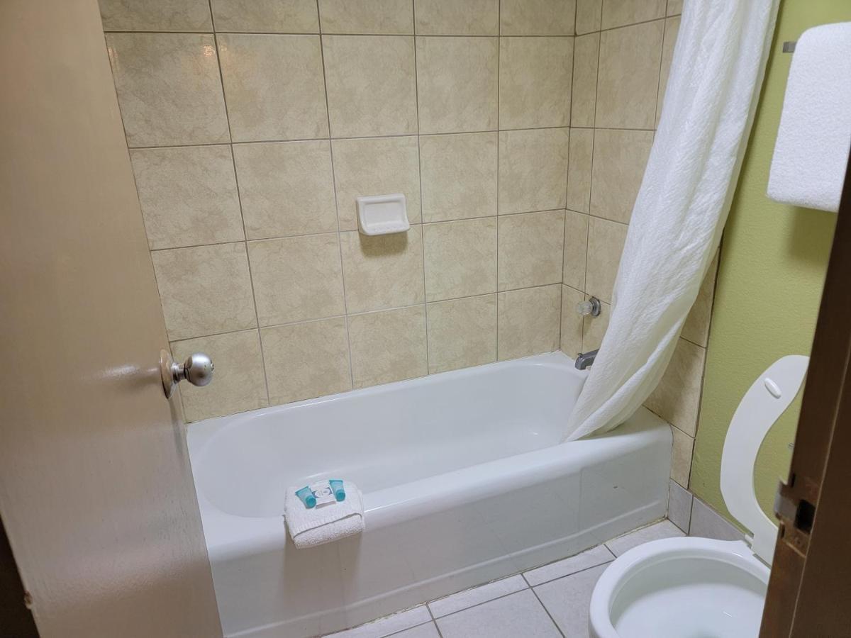 דקאטור Studio 9 Inn & Suites מראה חיצוני תמונה